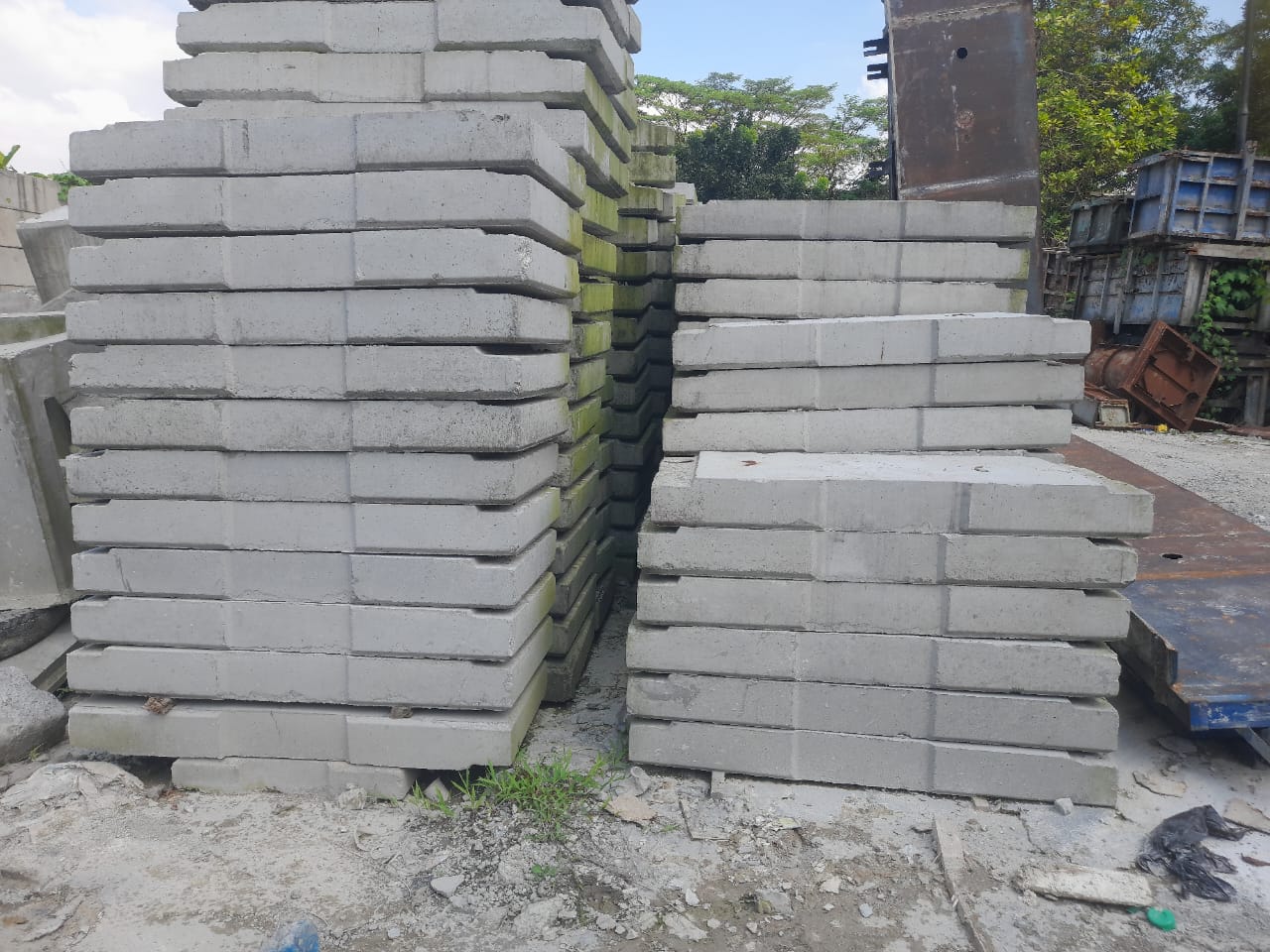 Detail U-Ditch beton precast